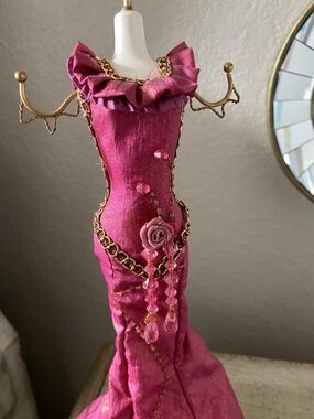 Jewelry Display Mannequin Stand / Holder Dress Form Organizers